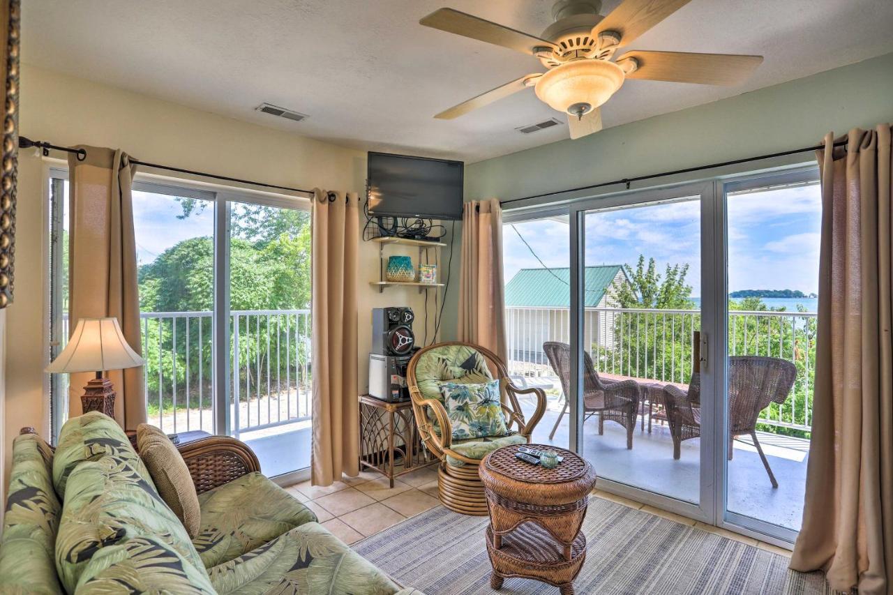 Appartement Waterfront Bass Island Retreat With Balcony And Tv à Put-in-Bay Extérieur photo