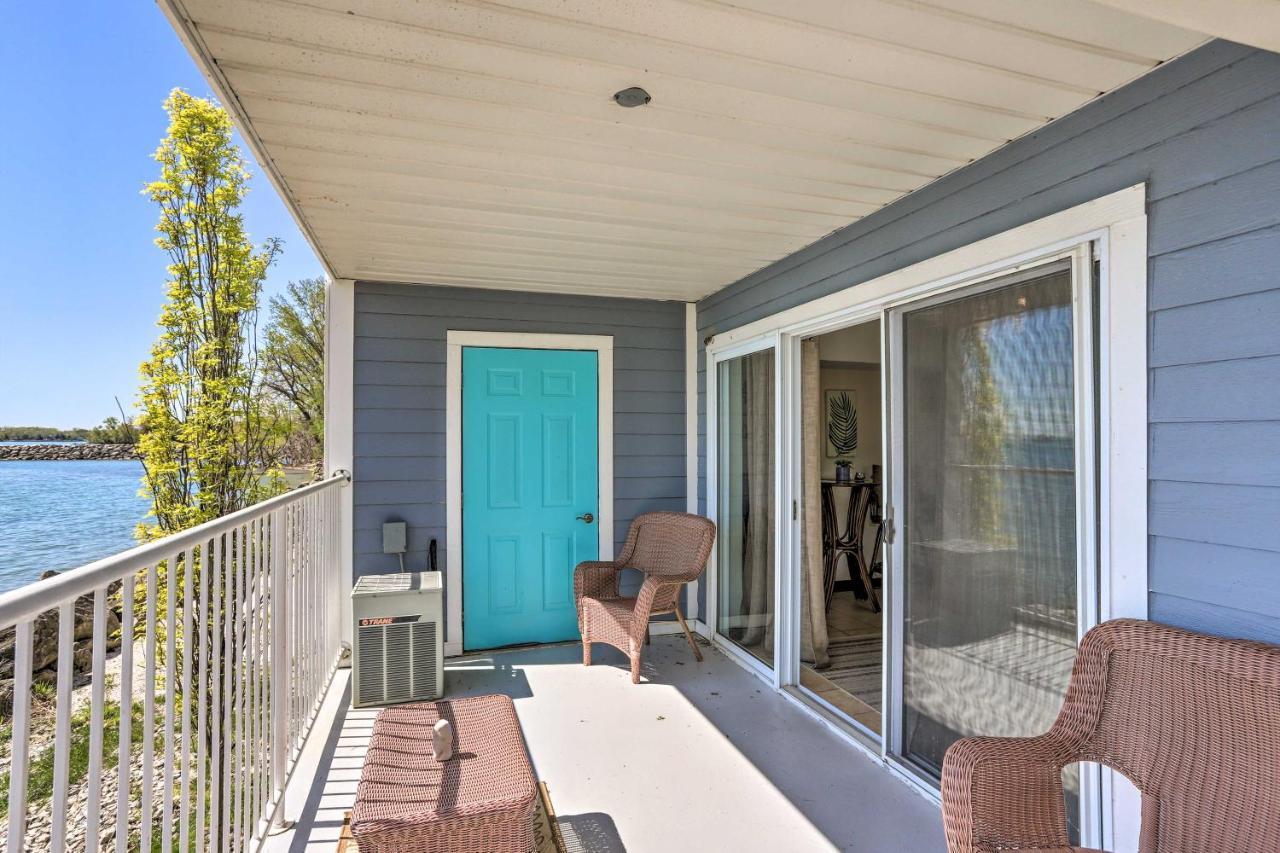 Appartement Waterfront Bass Island Retreat With Balcony And Tv à Put-in-Bay Extérieur photo