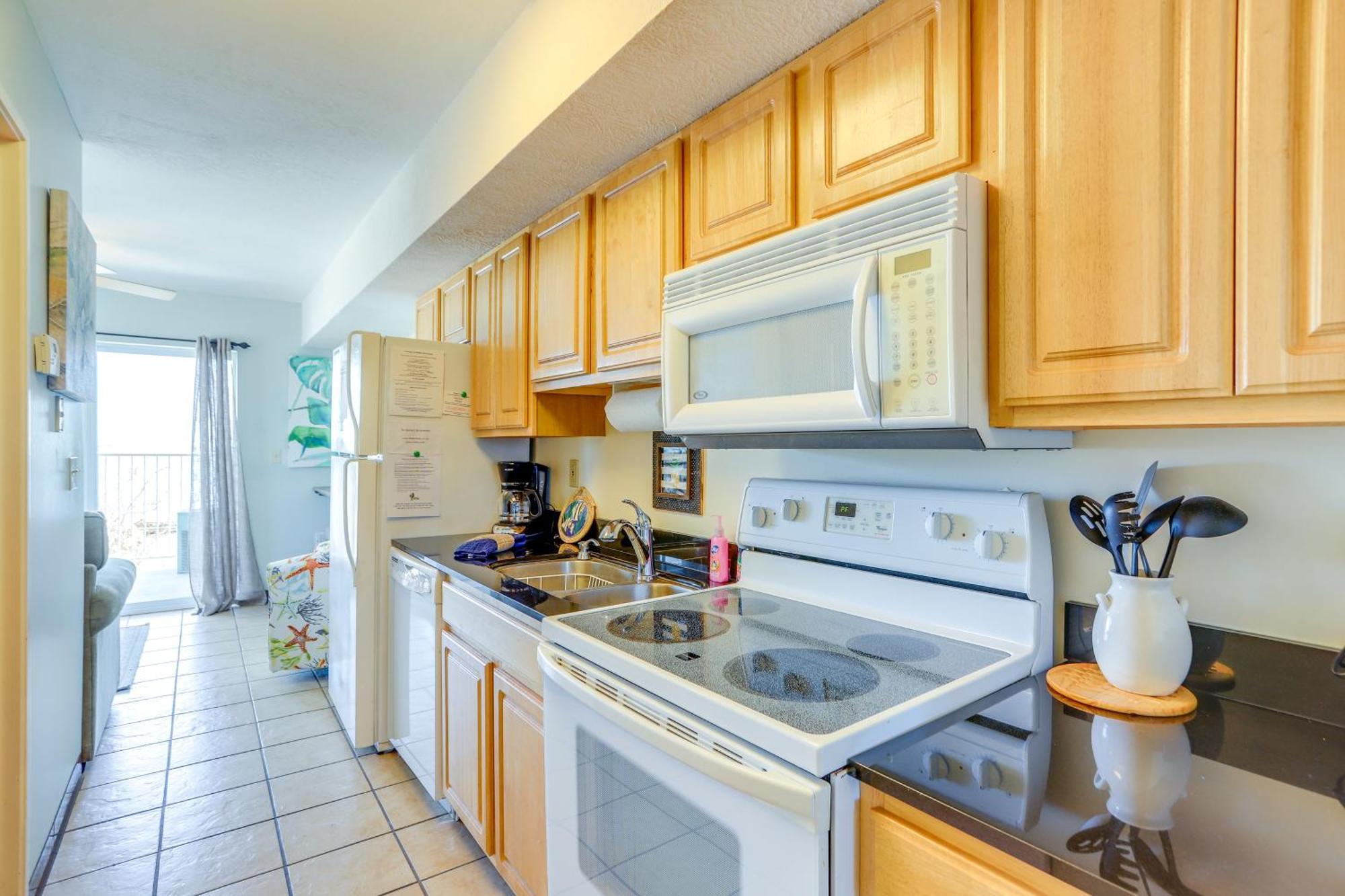 Appartement Waterfront Bass Island Retreat With Balcony And Tv à Put-in-Bay Extérieur photo
