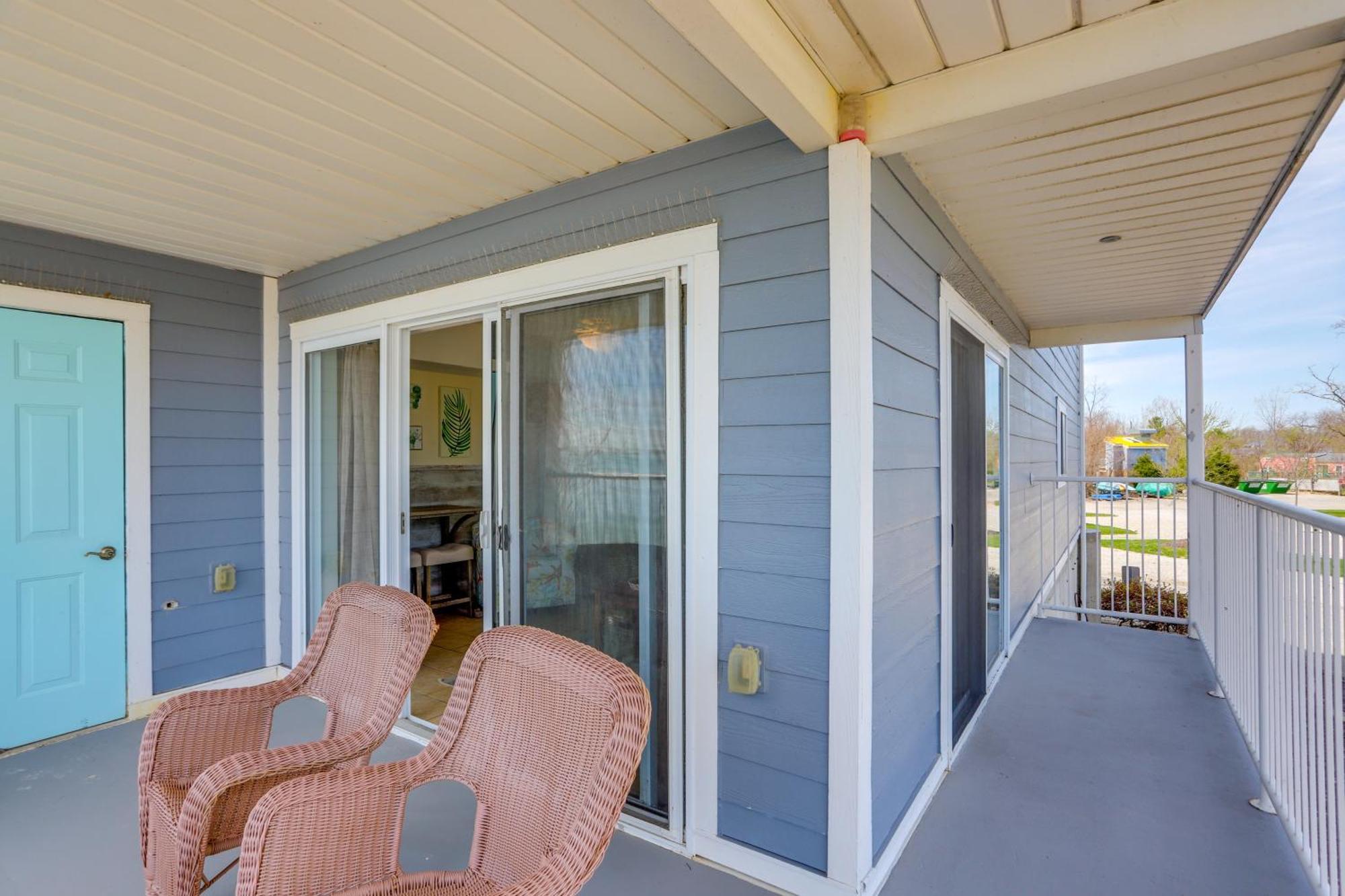 Appartement Waterfront Bass Island Retreat With Balcony And Tv à Put-in-Bay Extérieur photo